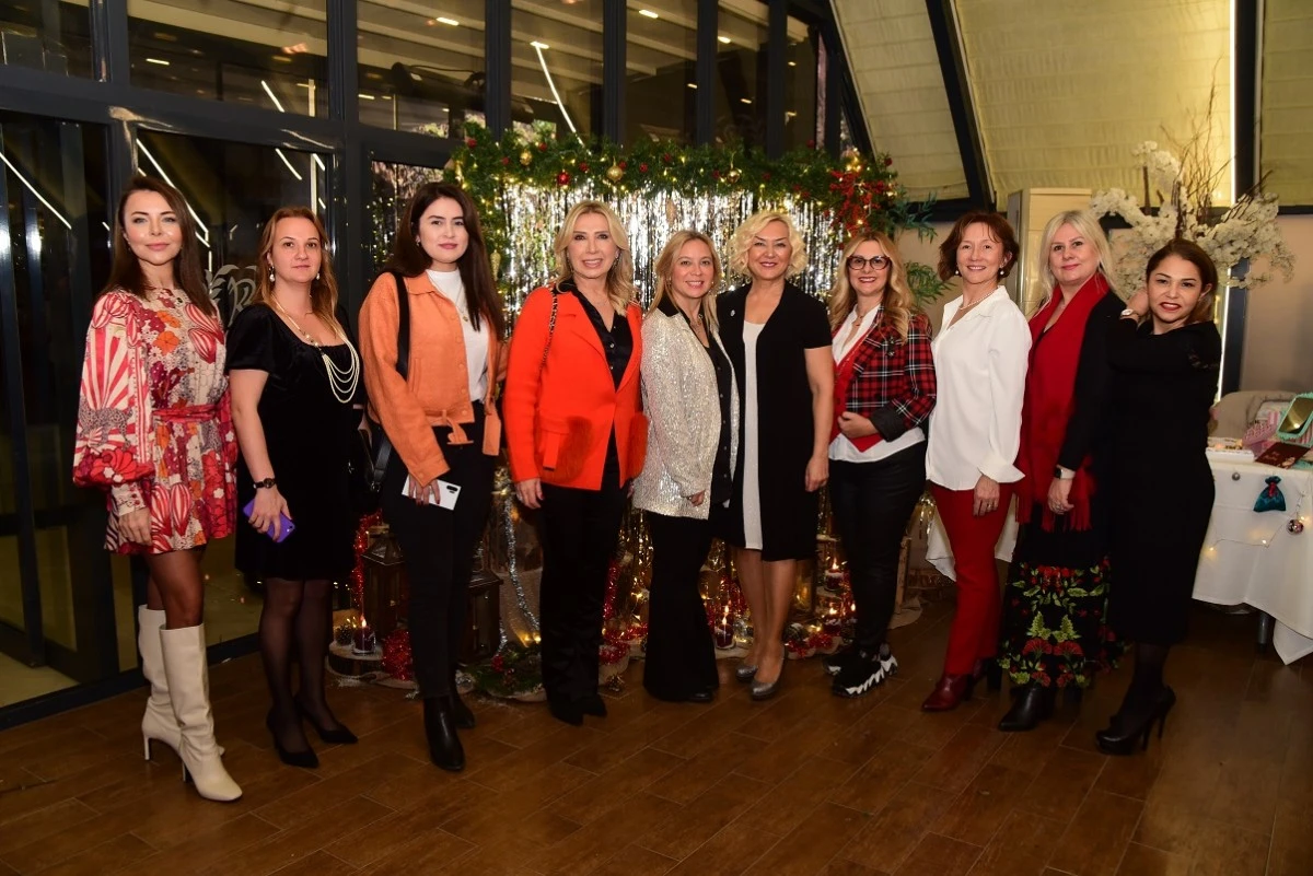 Bursa ve İstanbul cemiyet hayatının &uuml;nl&uuml; isimleri eğitim i&ccedil;in buluştu 