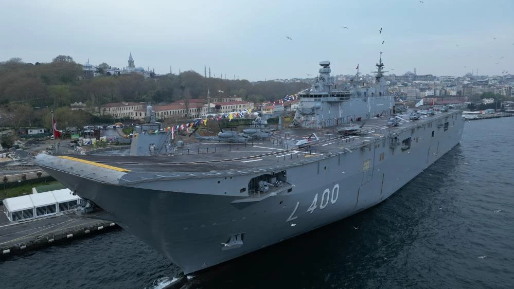 D&uuml;nyanın ilk SİHA gemisi TCG Anadolu'dan en &ouml;zel fotoğraflar 