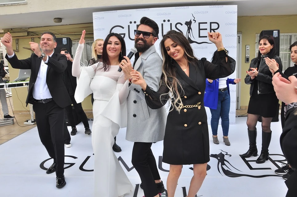 Bursa'da Mehmet &Ccedil;evik'in katıldığı davetten renkli g&ouml;r&uuml;nt&uuml;ler 