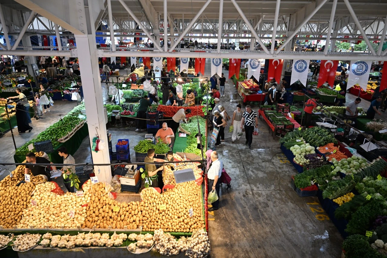 Yıldırım Belediyesi'nden Bağlaraltı'na modern pazar alanı