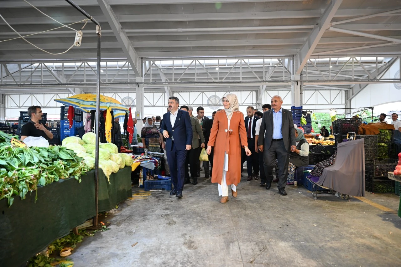 Yıldırım Belediyesi'nden Bağlaraltı'na modern pazar alanı