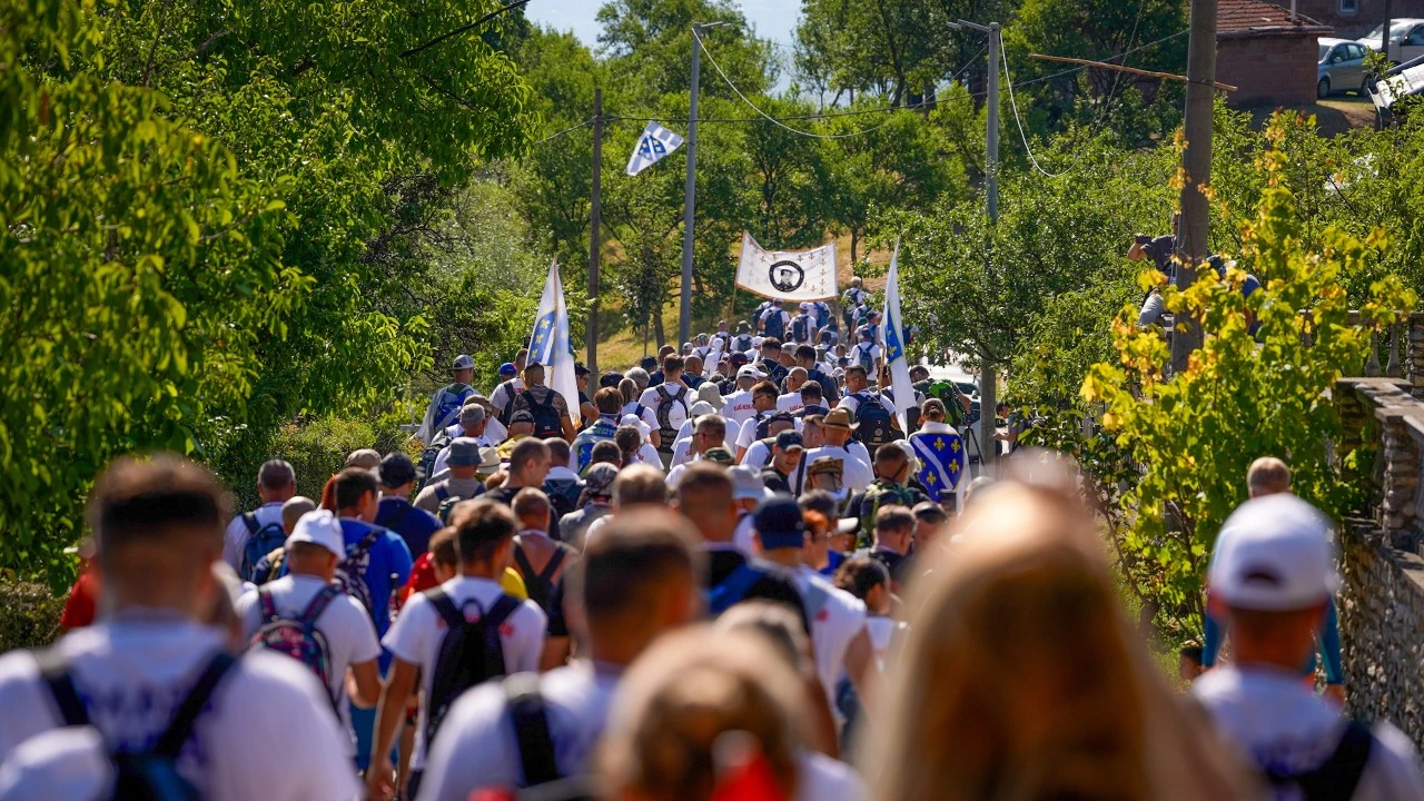 Marş Mira yürüyüşü: 