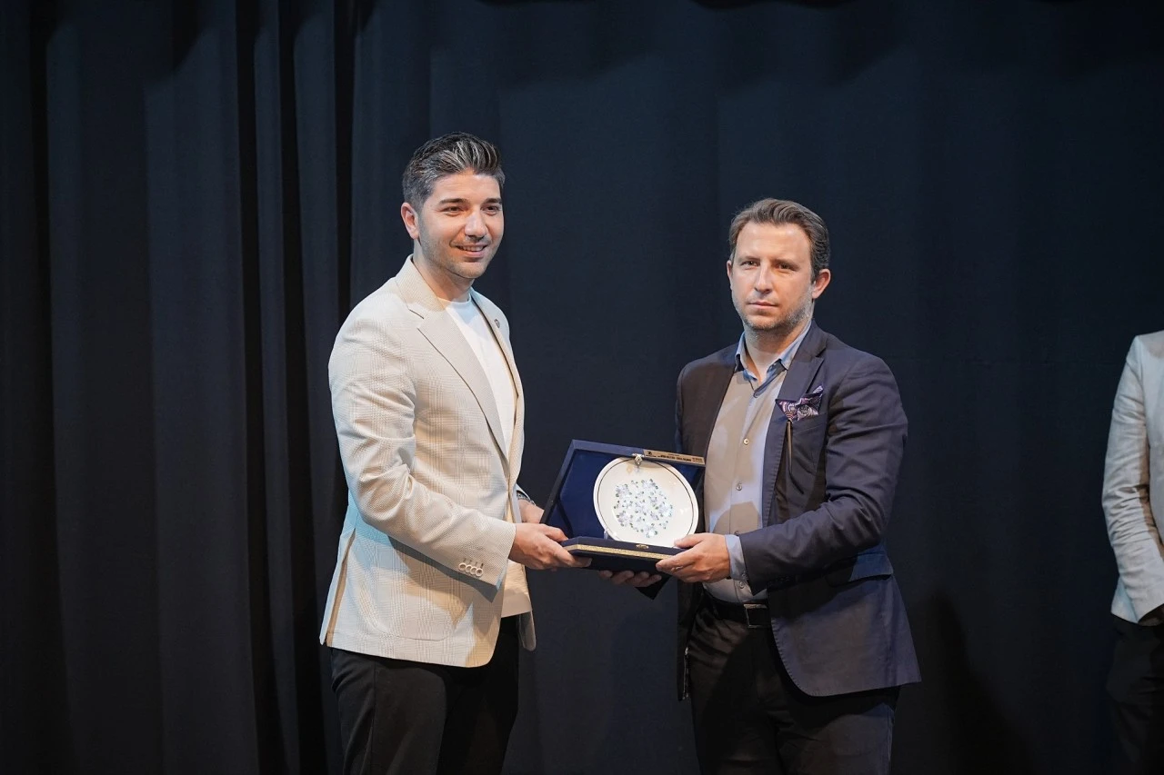 Bursa basınının en prestijli ödülleri BGC'de verildi