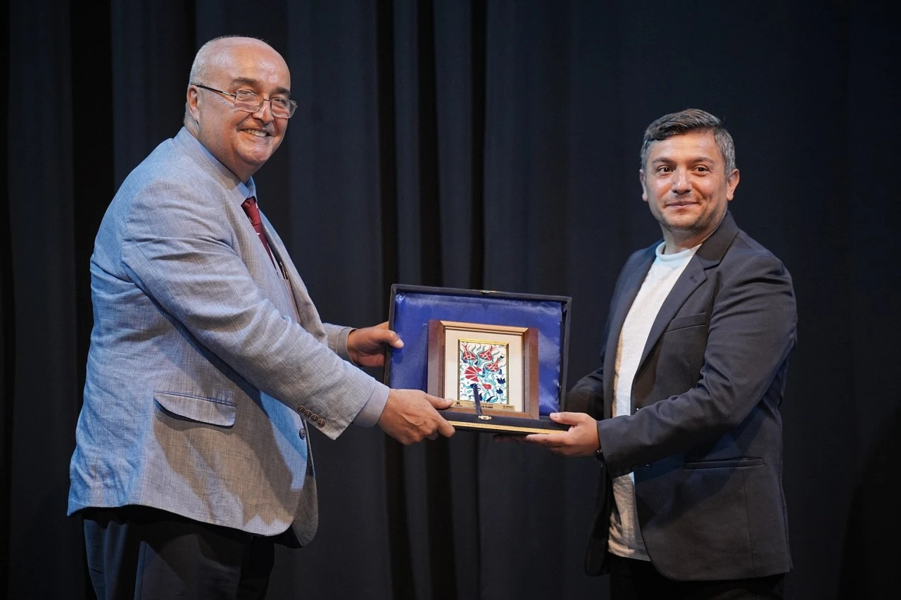 Bursa basınının en prestijli ödülleri BGC'de verildi