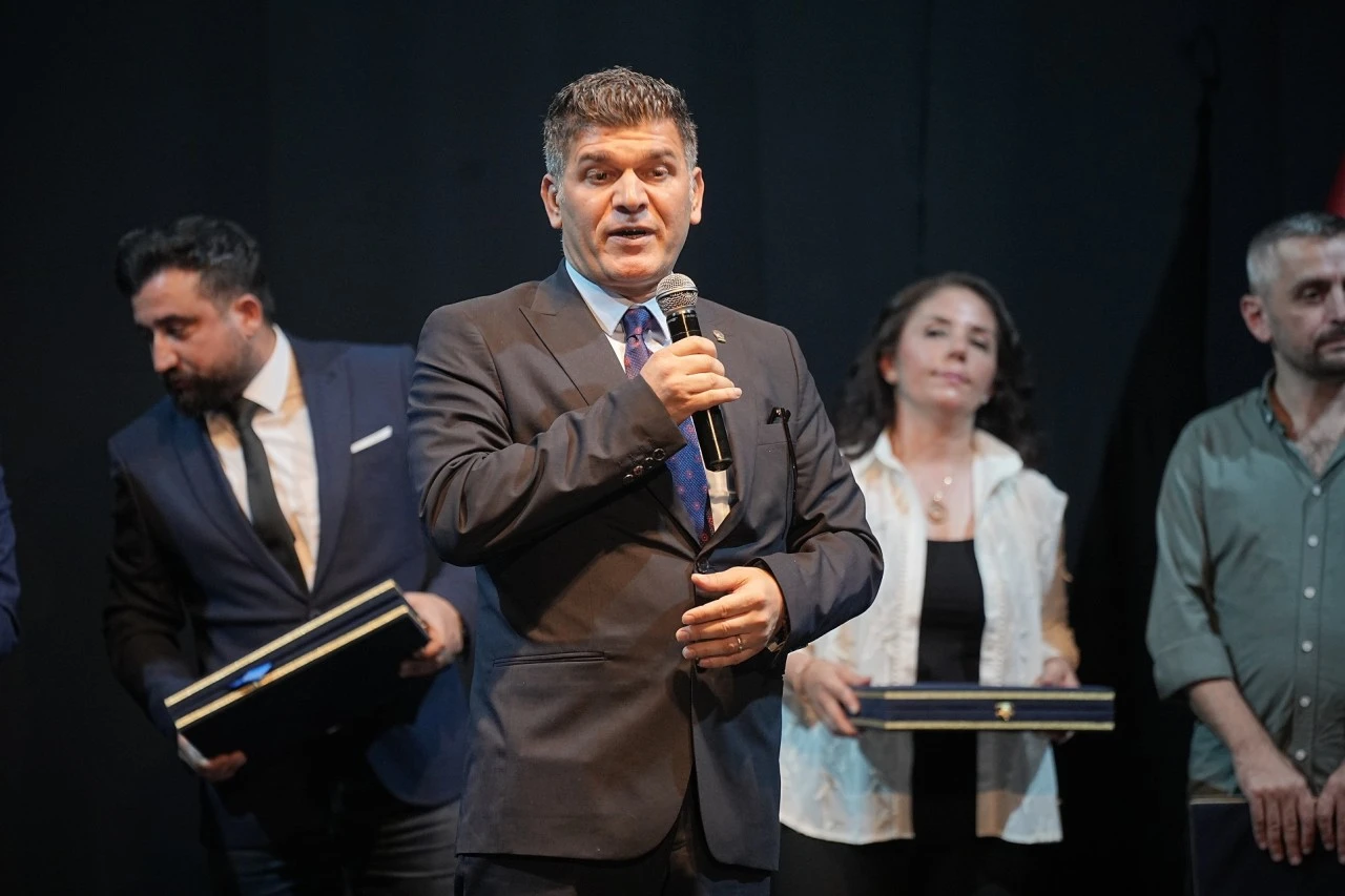 Bursa basınının en prestijli ödülleri BGC'de verildi