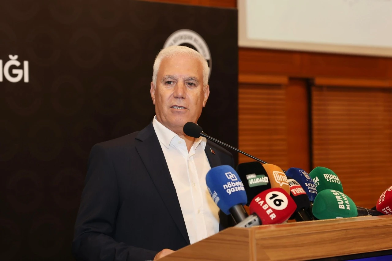 Başkan Bozbey&rsquo;den alev savaş&ccedil;ılarına teşekk&uuml;r