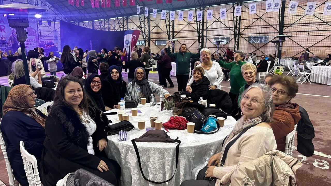 Mudanya'da Kadınlar Matinesi