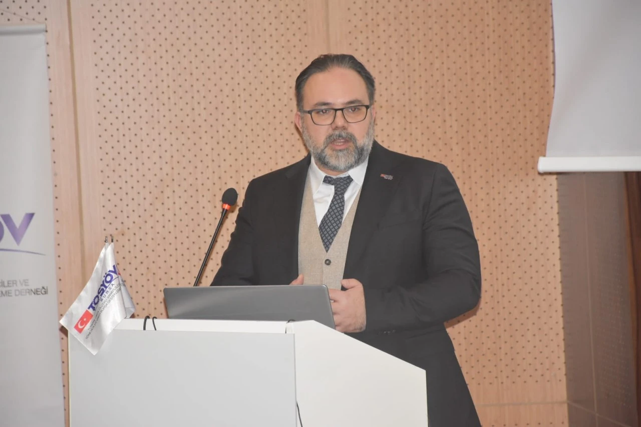 TOSYÖV'den İkiz Dönüşüm Paneli