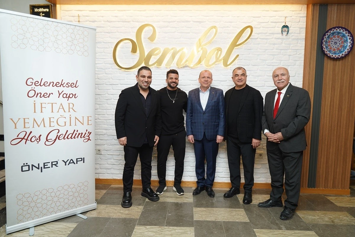 Bursa &Ouml;ner Yapı&rsquo;nın iftarı b&uuml;y&uuml;k ilgi g&ouml;rd&uuml;