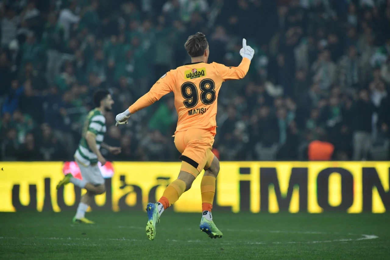 Bursaspor Şampiyonluğa Koşuyor!