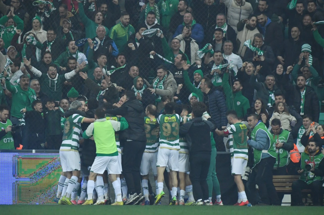 Bursaspor Şampiyonluğa Koşuyor!