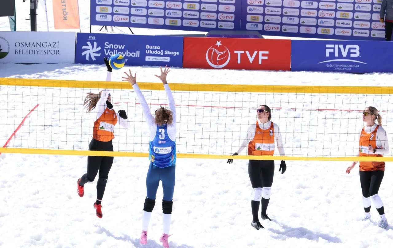 Osmangazi Belediyesi Kar Voleybolu Dünya Turu'na ev sahipliği yapıyor