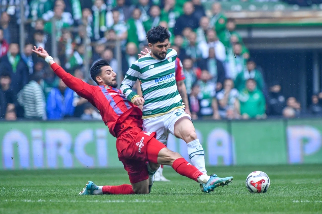 Bursaspor-Mardinspor maçından en özel kareler 