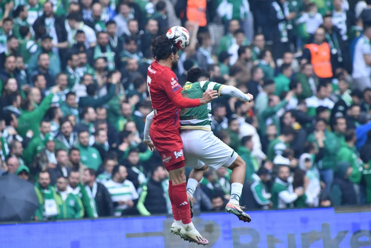 Bursaspor-Mardinspor maçından en özel kareler 