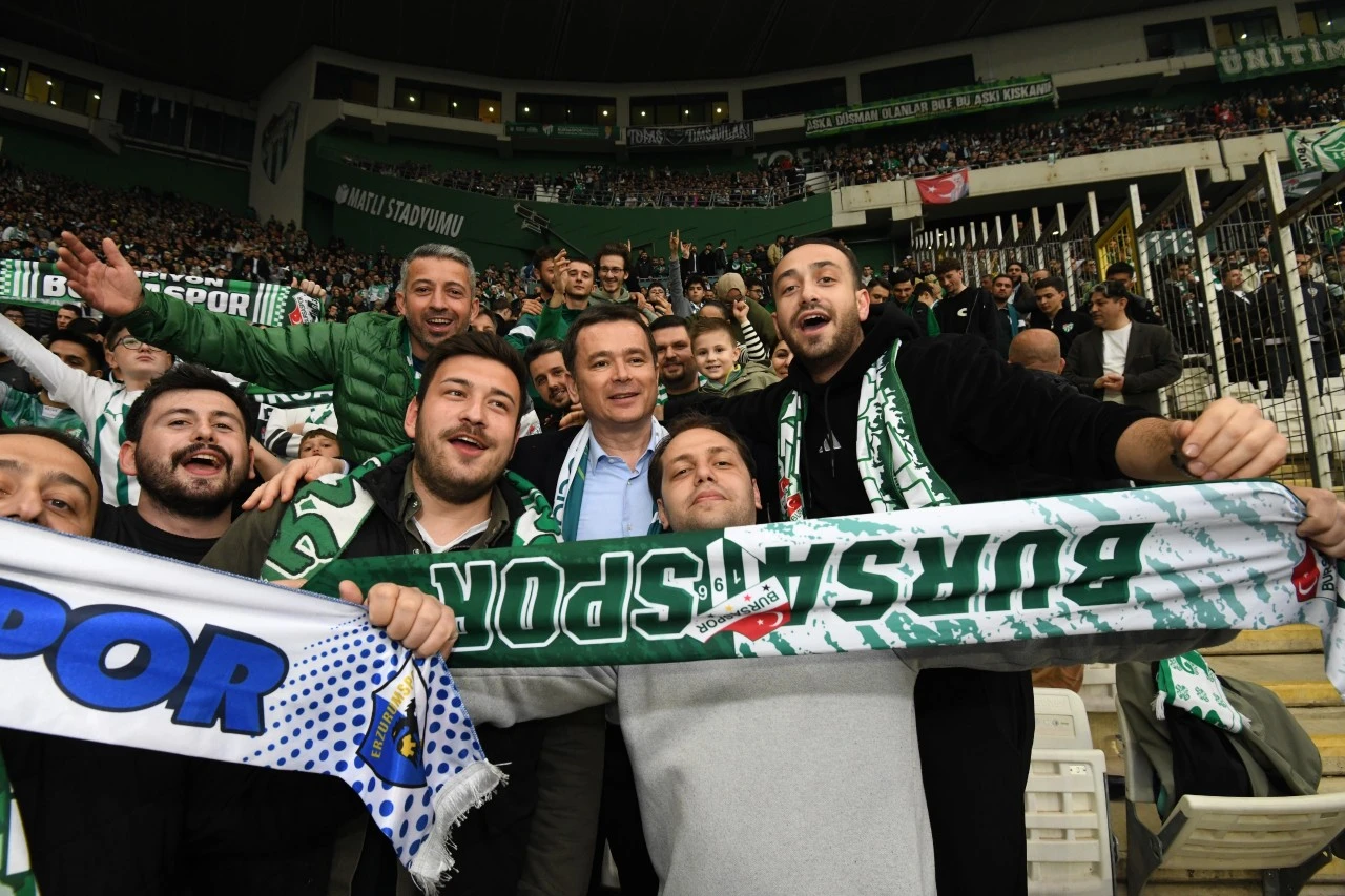 Osmangazi Belediyesi Bursaspor sevdasını sınırların ötesine taşıdı