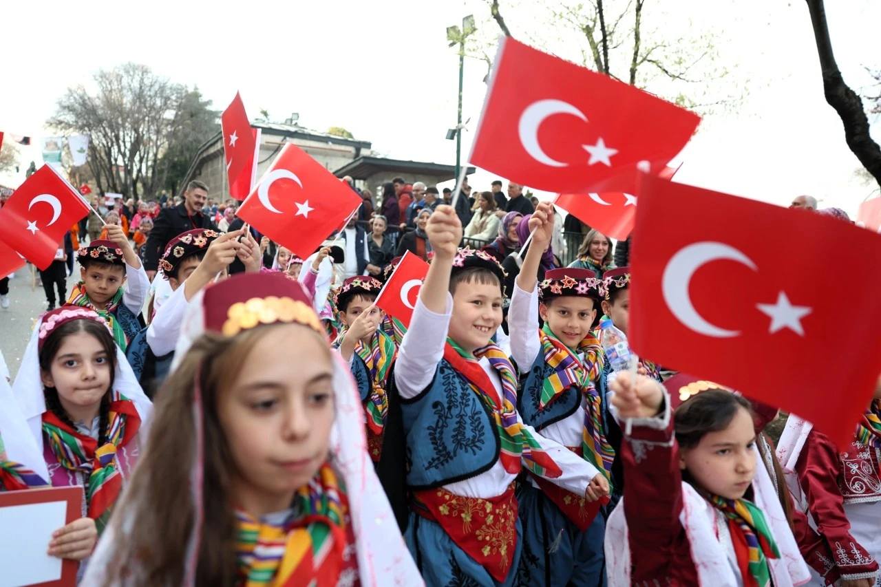 Fetih Ruhu Osmangazi Sokaklarında Yeniden Yankılandı
