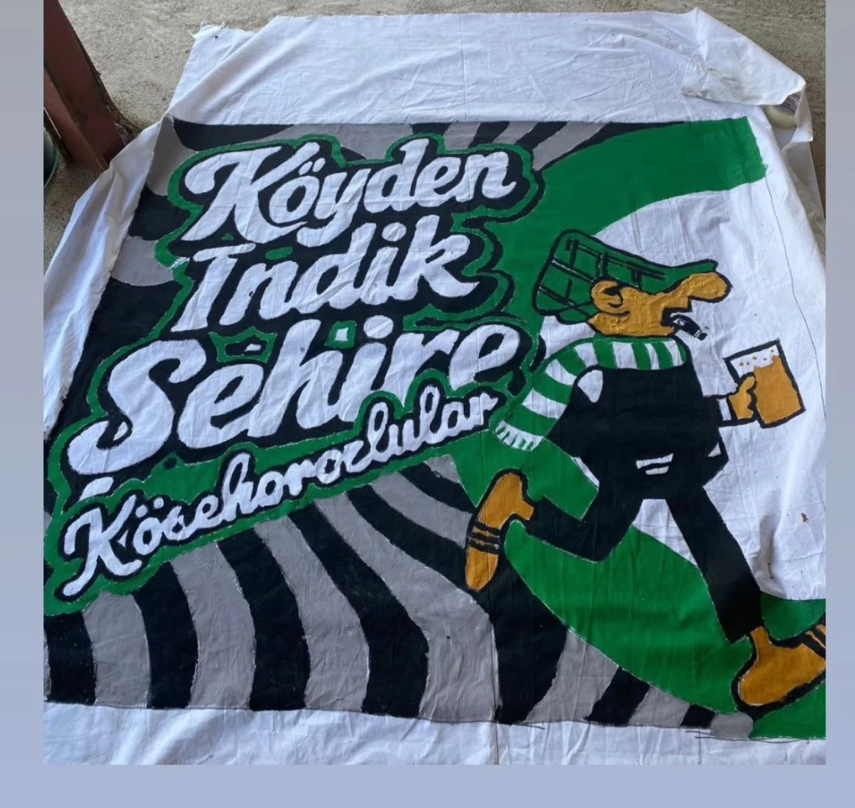 Bursaspor taraftarı 'Akın Var Akın' diyerek Eskişehir yolunda