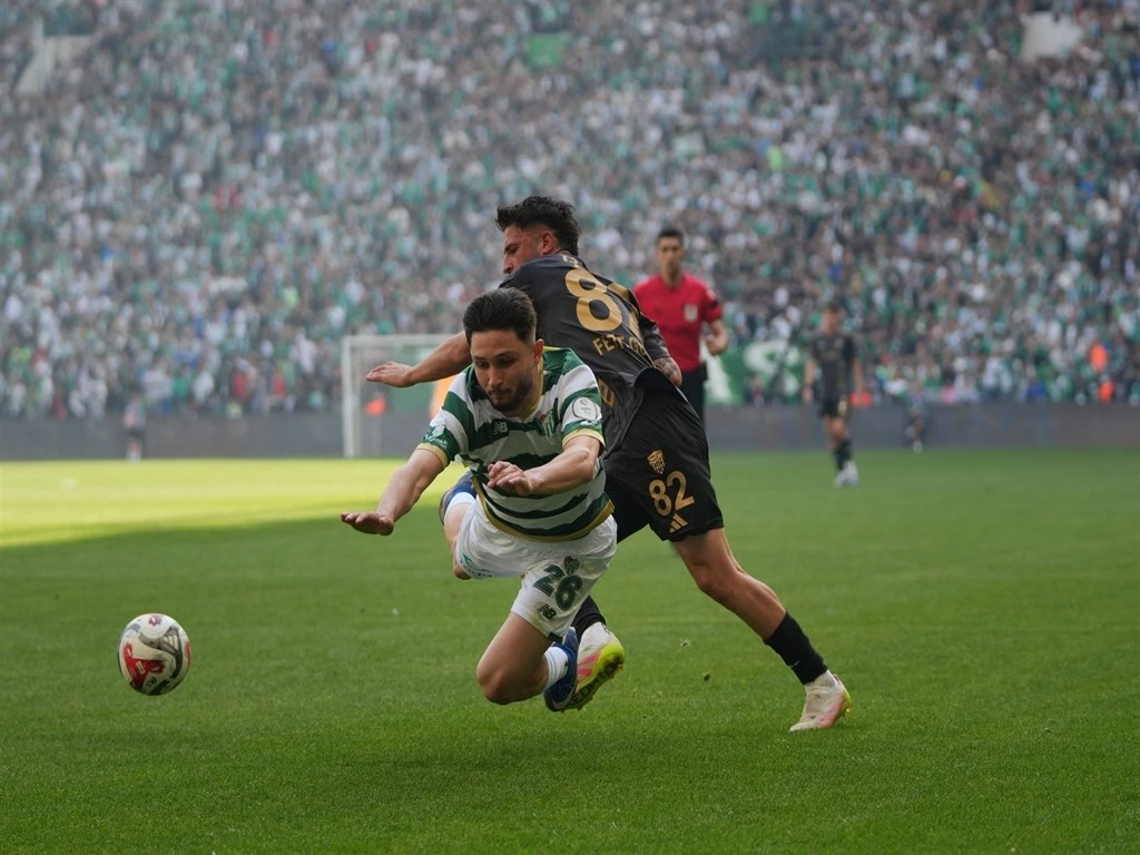 Bursaspor'un şampiyonluk maçından en özel kareler