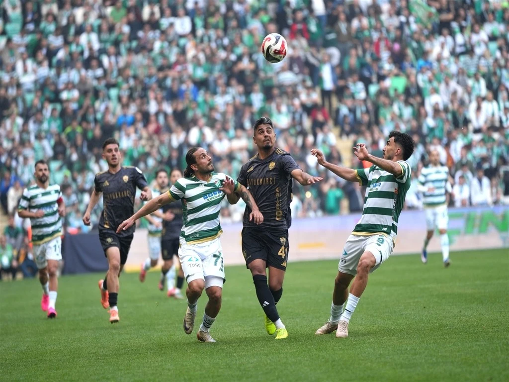 Bursaspor'un şampiyonluk maçından en özel kareler