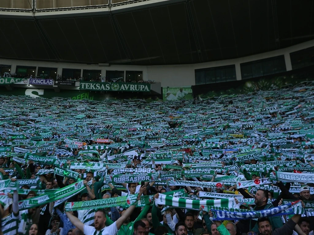 Bursaspor'un şampiyonluk maçından en özel kareler