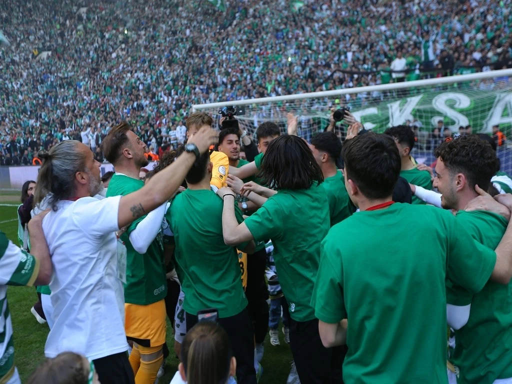 Bursaspor'un şampiyonluk maçından en özel kareler