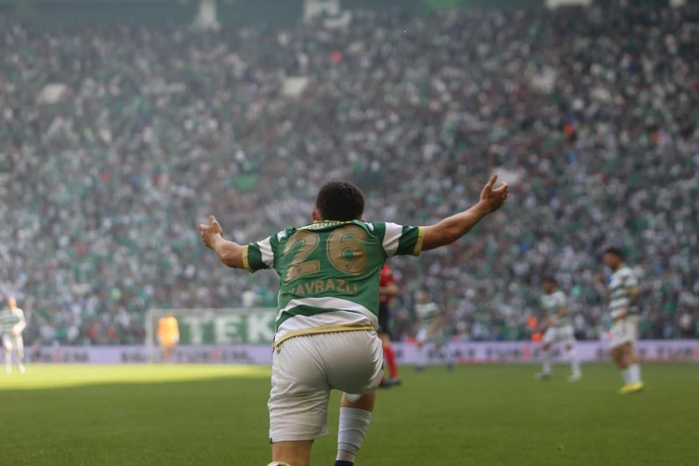 Bursaspor'un şampiyonluk maçından en özel kareler