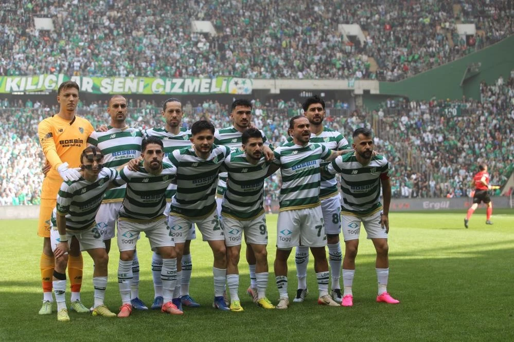 Bursaspor'un şampiyonluk maçından en özel kareler