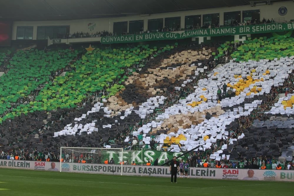Bursaspor'un şampiyonluk maçından en özel kareler