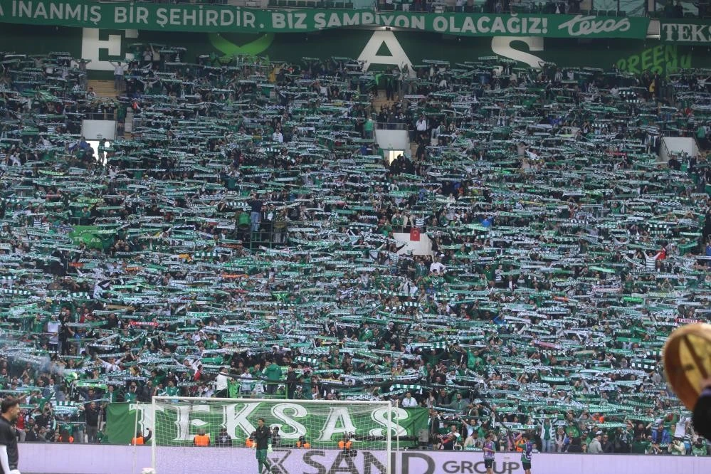 Bursaspor'un şampiyonluk maçından en özel kareler