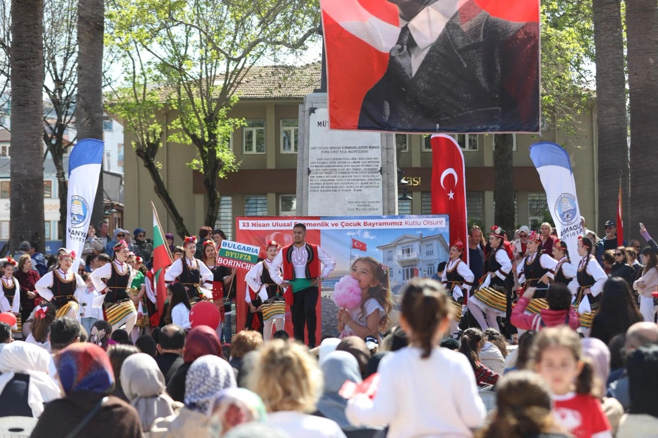 Mudanya'da 23 Nisan coşkusu sınırları aştı
