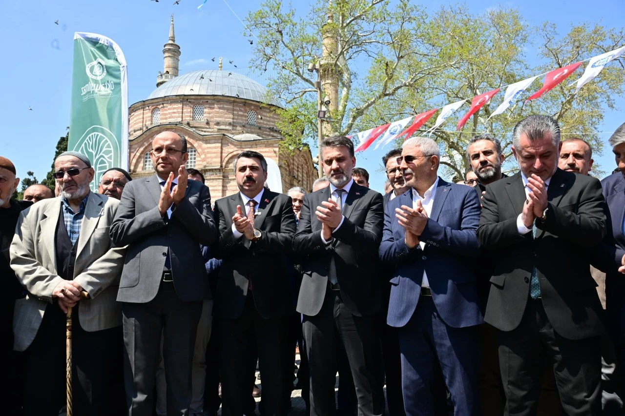 Emir Buhari yenilenen yüzüyle hizmete açıldı