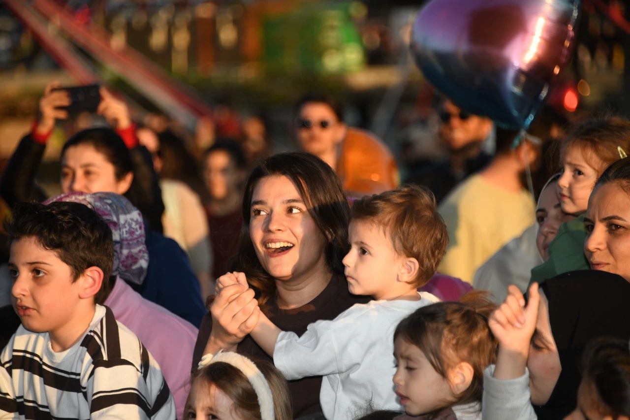 Osmangazi’de Çocuk Bayramı 3 Gün Boyunca Karnaval Havasında Kutlandı