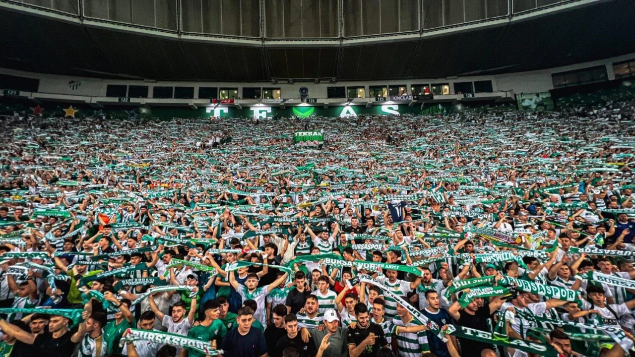 Şampiyonluk sahnesi Bursaspor'un
