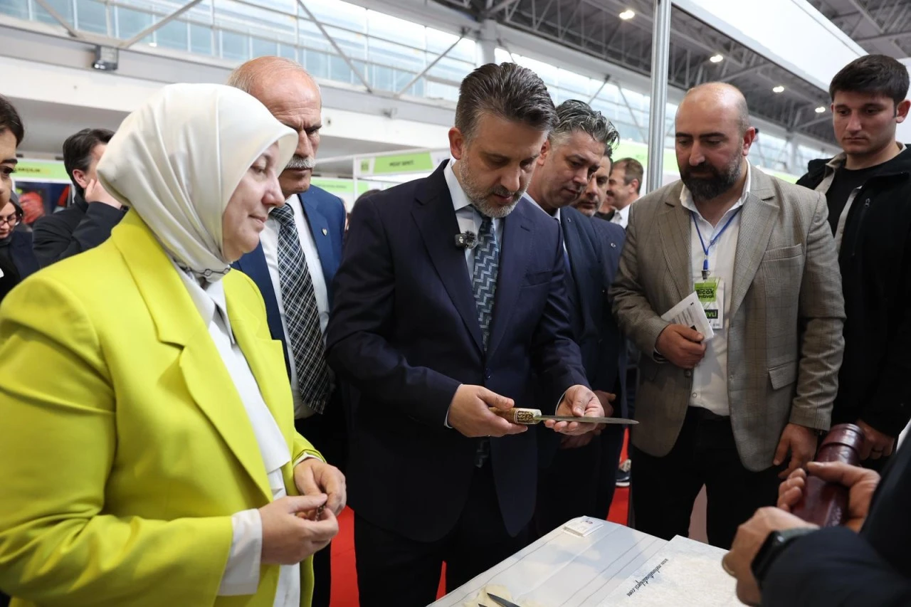 'Bursa Bıçağı' dünya sahnesinde