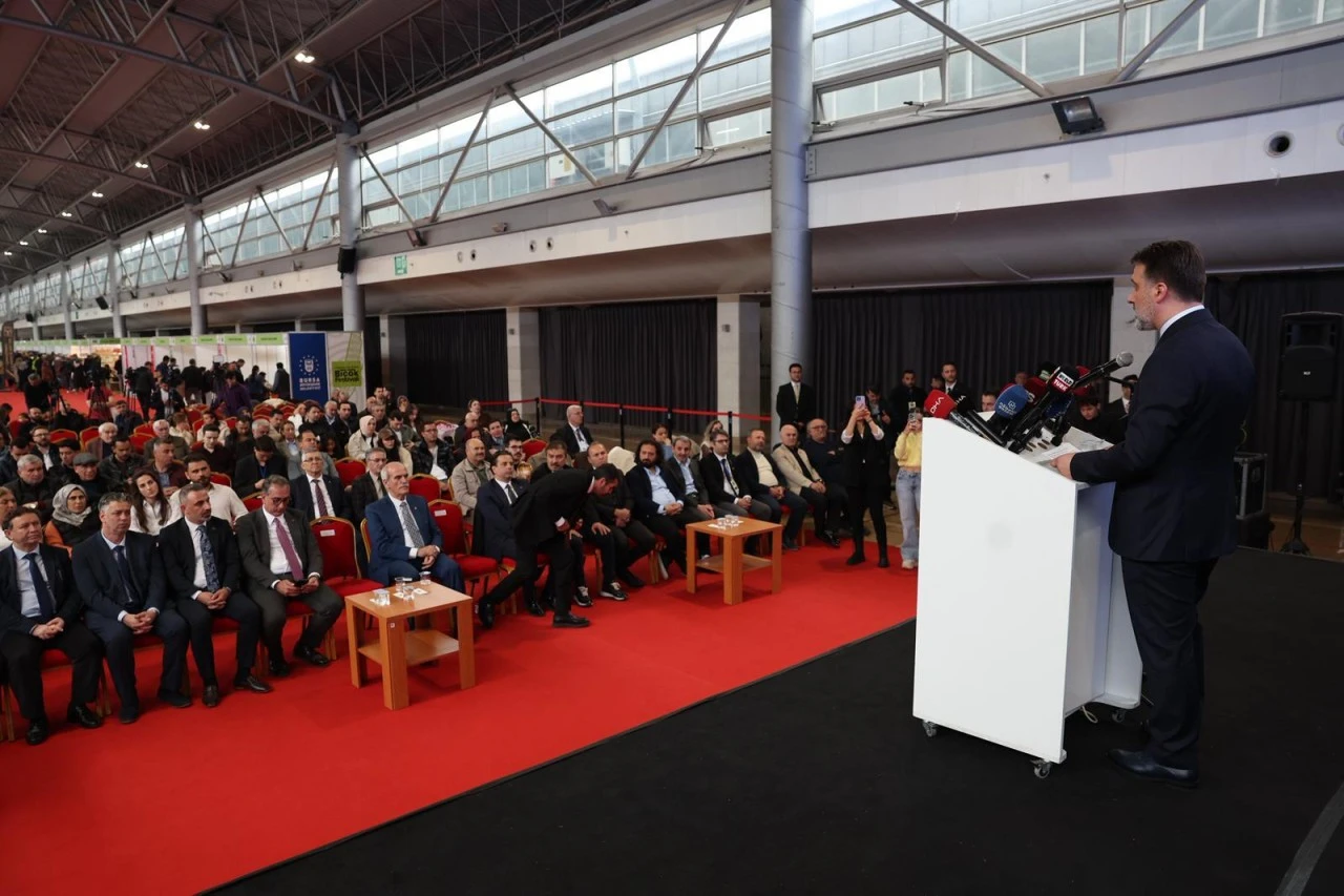 'Bursa Bıçağı' dünya sahnesinde
