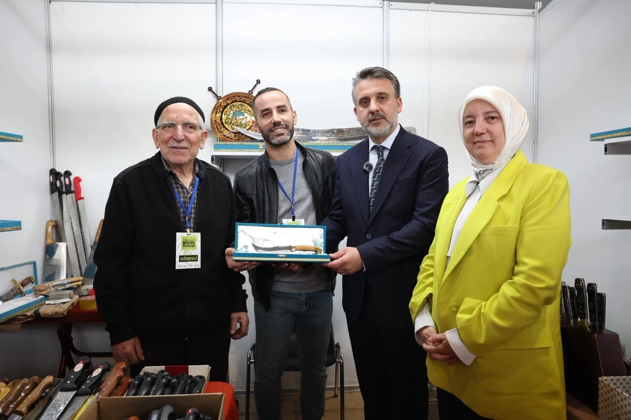 'Bursa Bıçağı' dünya sahnesinde