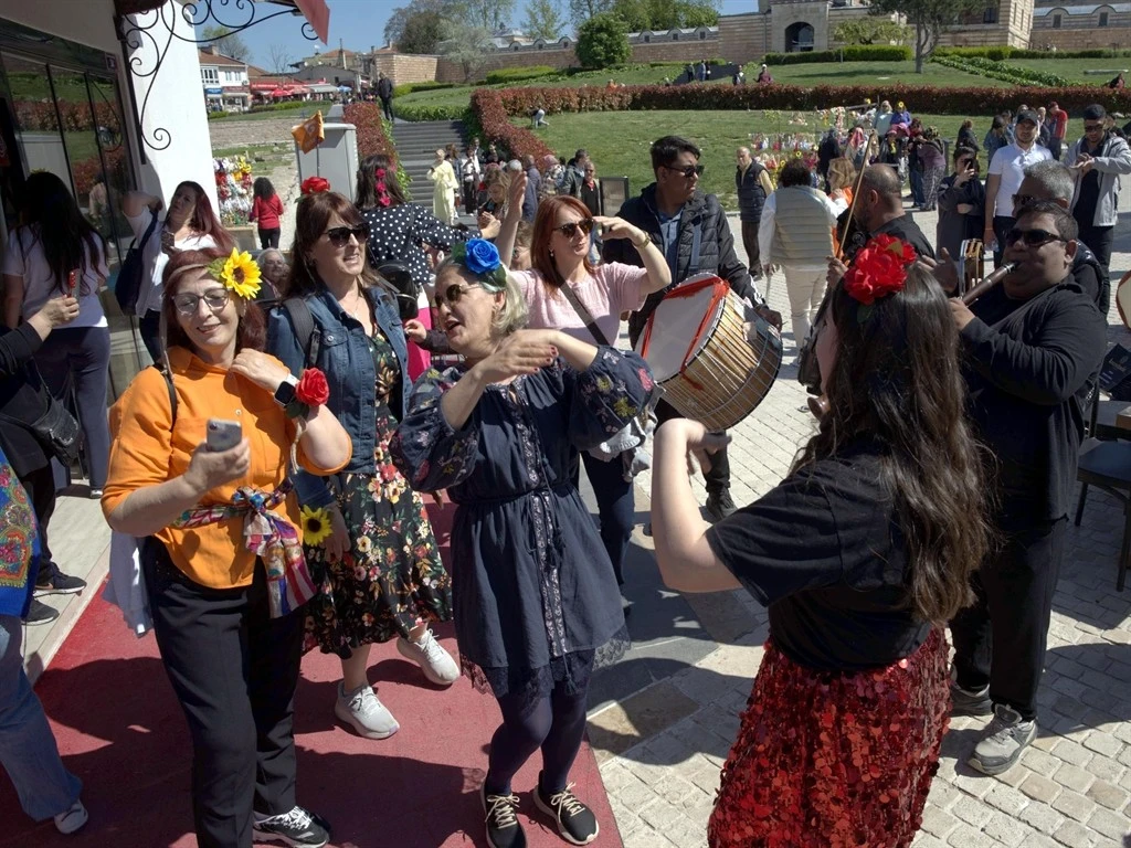 Kakava-Hıdırellez Şenlikleri başladı