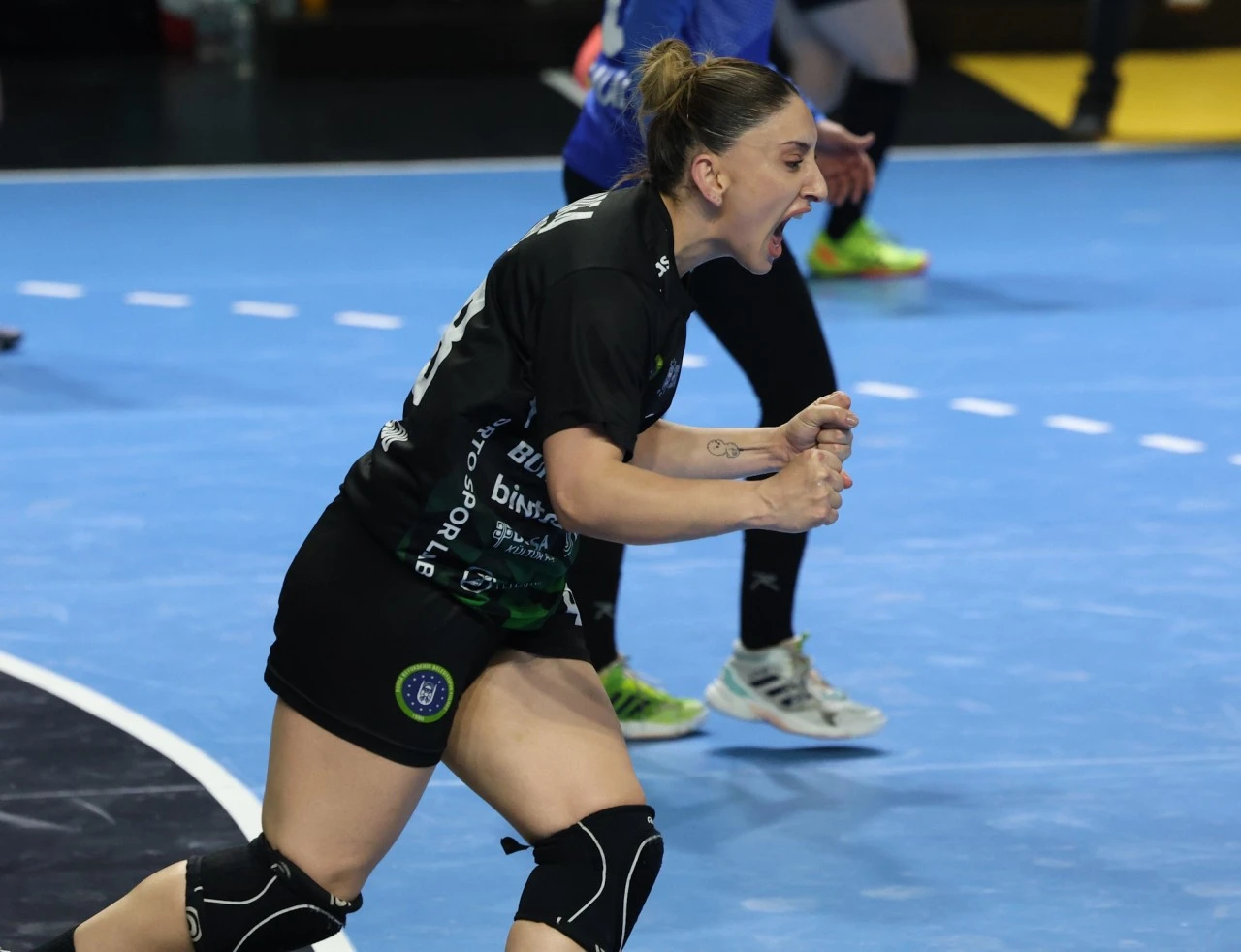 Bursa Büyükşehir Belediyespor kupada final biletini kaptı