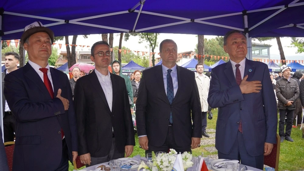 Geleneksel Kırgız Şenlikleri İznik’te gerçekleşti