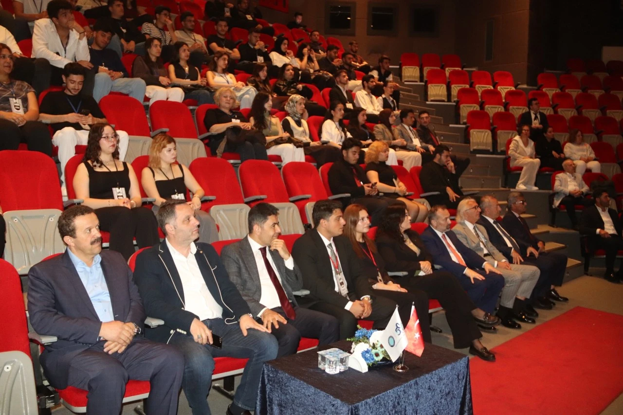 Uludağ Üniversitesi Yapı Topluluğu'ndan örnek etkinlik