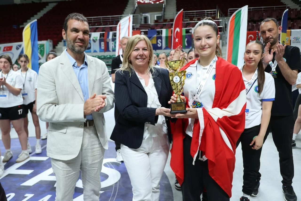 Bursa Uluslararası Spor Festivali'nde kardeşlik rüzgarı!