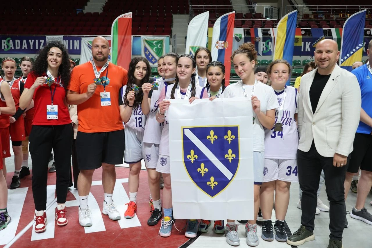 Bursa Uluslararası Spor Festivali'nde kardeşlik rüzgarı!
