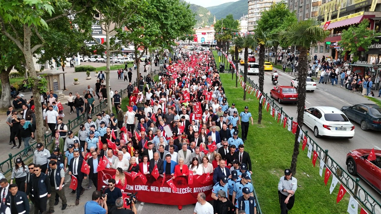 Başkan Erkan Aydın: “Gençler Sayesinde Geleceğe Umutla Bakıyoruz”