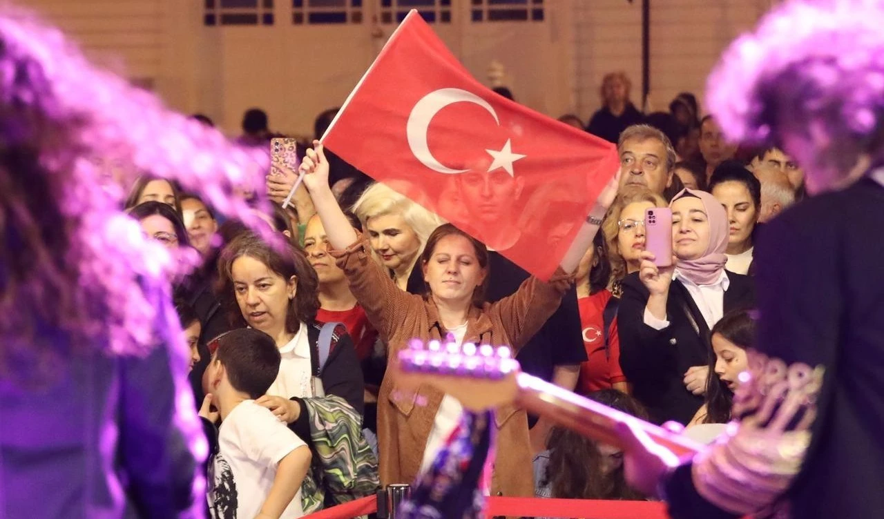 Mudanya’da 19 Mayıs coşkusu