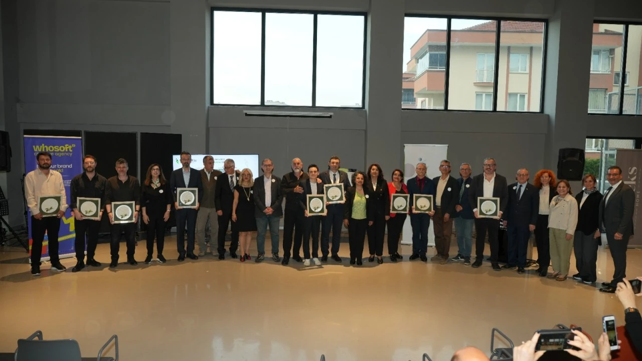 Bursa SİVİLAY’dan kente katkı ödülleri