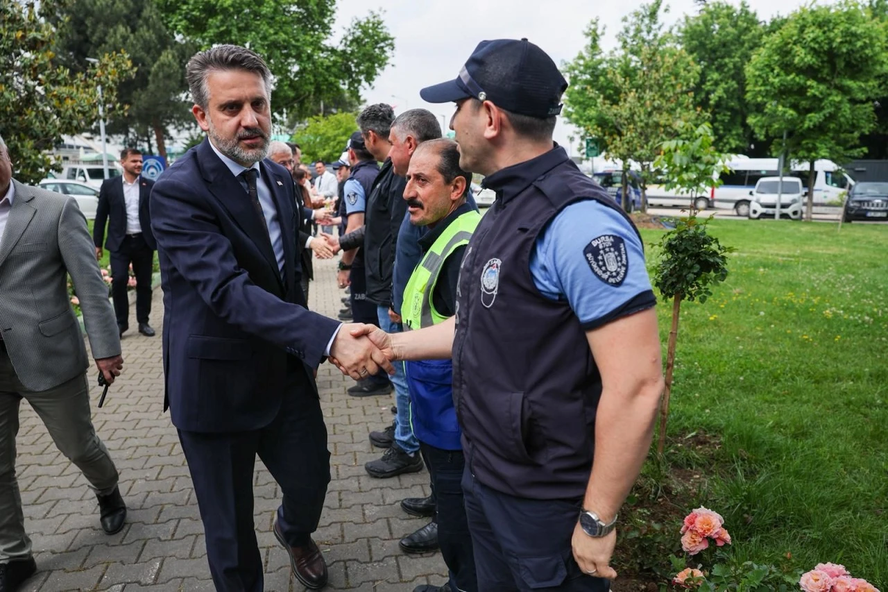 Şahin Biba Büyükşehir ailesiyle bayramlaştı