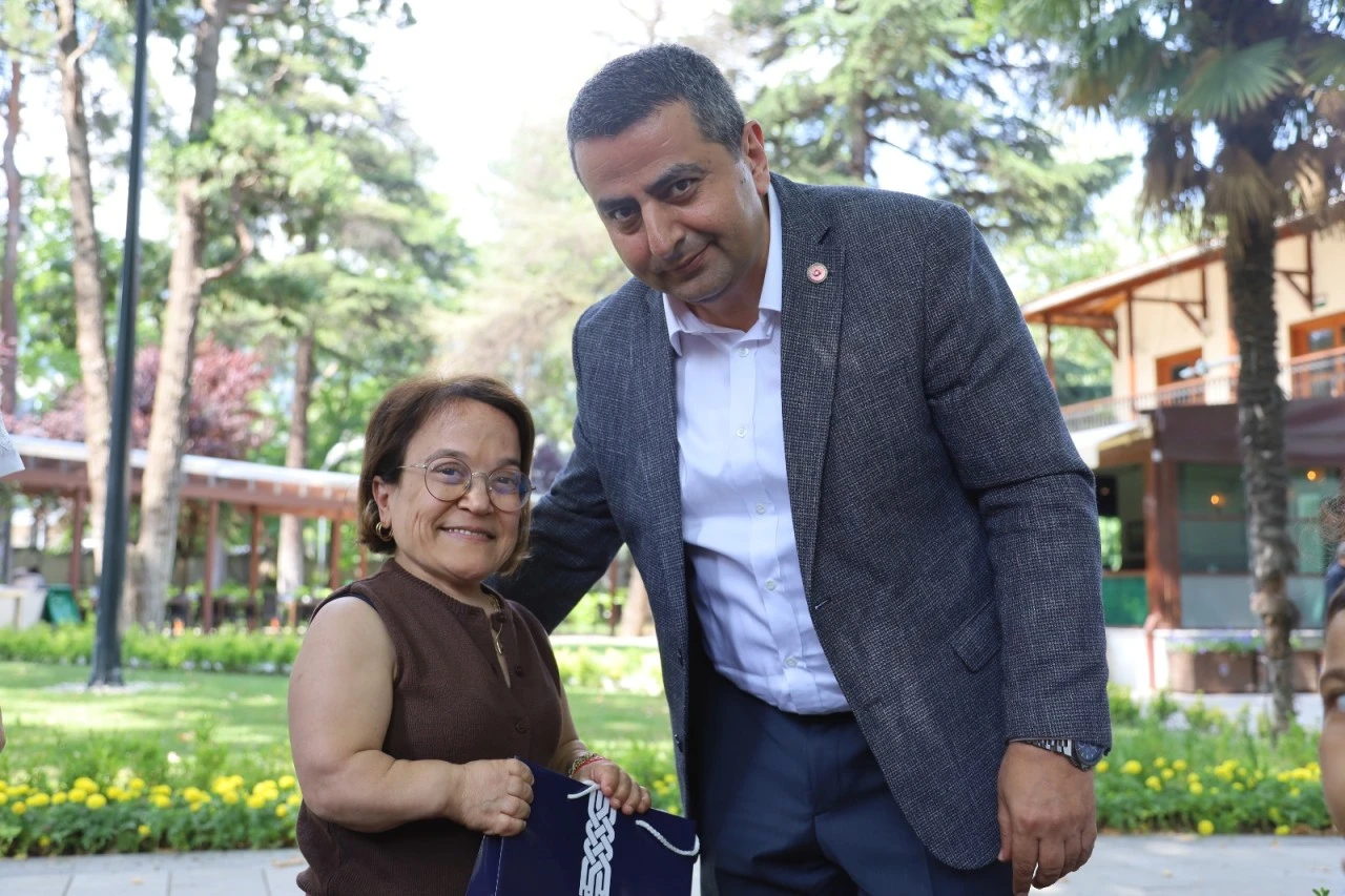 Akondroplazi bireyler Bursa’yı gezdi