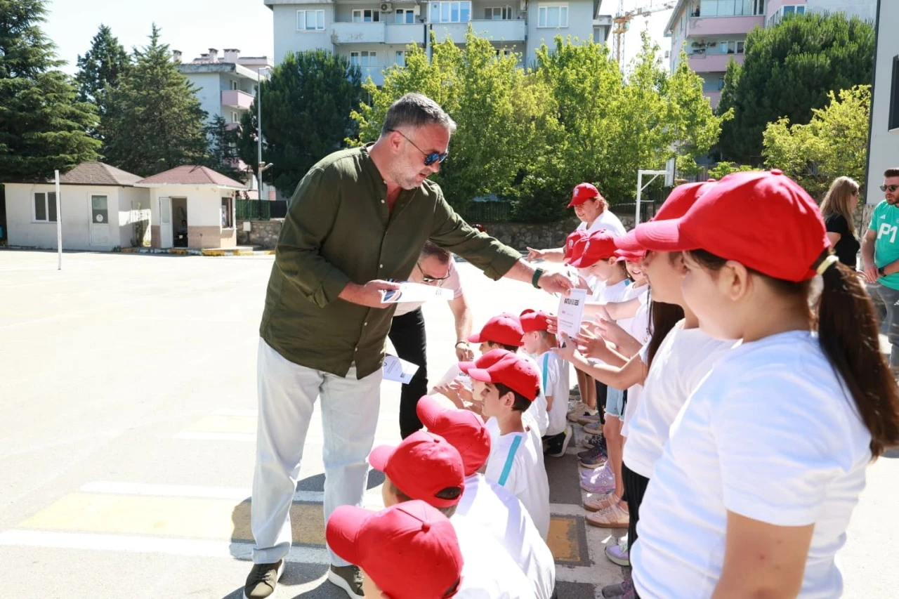 Geleceğin şampiyon tenisçileri Osmangazi’de yetişiyor