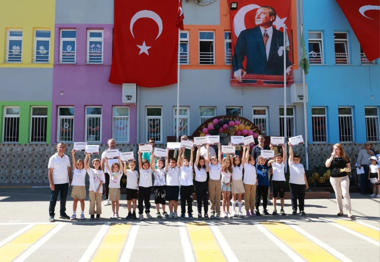 Geleceğin şampiyon tenisçileri Osmangazi’de yetişiyor