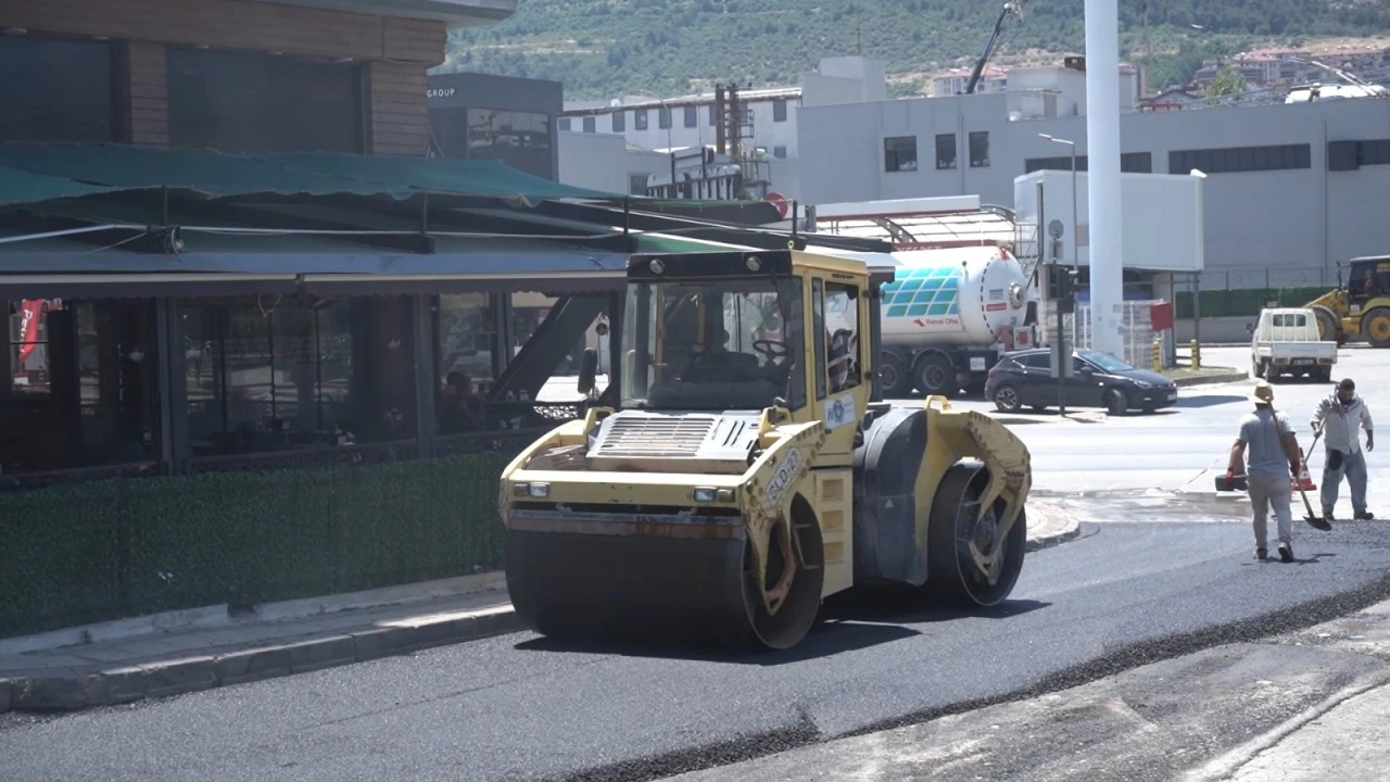 Kestel Belediyesi'nin asfalt mesaisi sürüyor